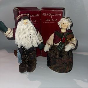 Vintage Old World Santa and Mrs. Clause dolls